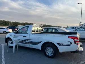 2015 ميتسوبيشي أل٢٠٠ single-cab