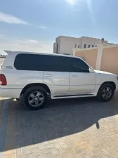 2000 Lexus LX 450
