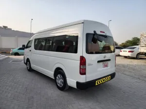 2018 تويوتا هياس Commuter GL