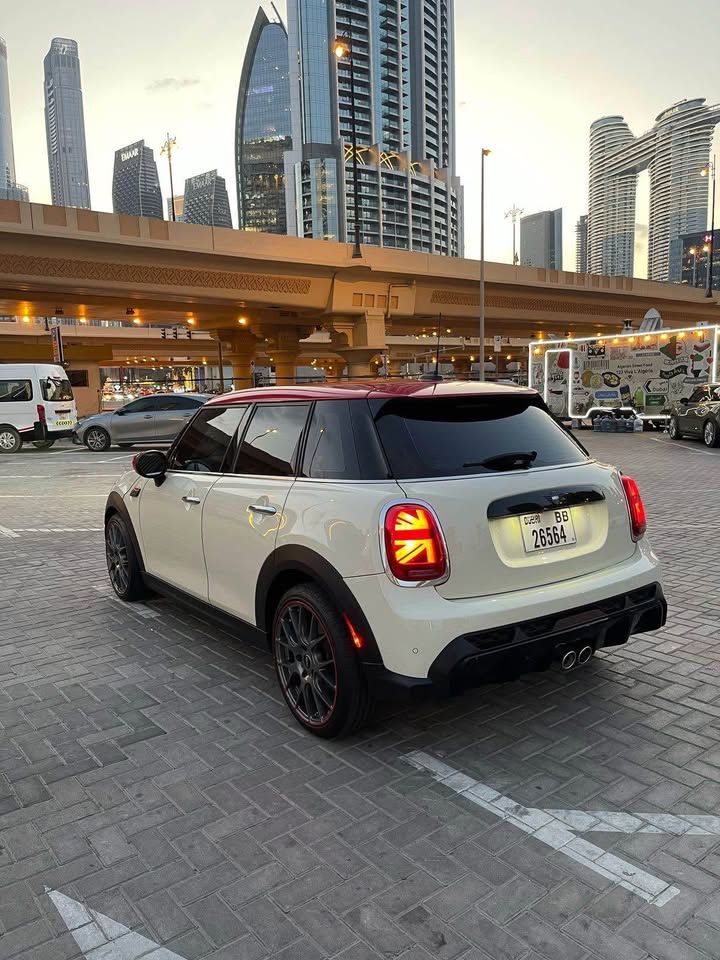 2022 Mini Four-door Cooper S