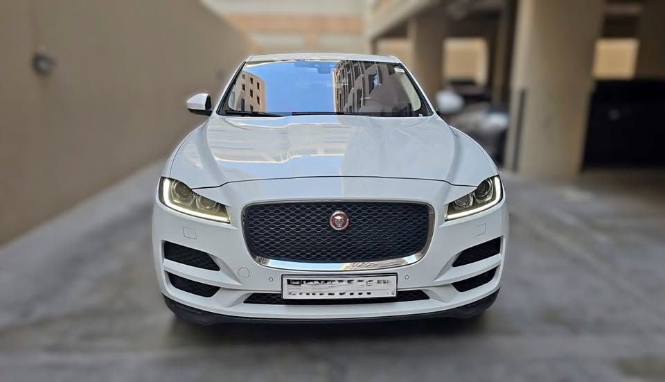 2018 جاكوار اف بيس R-Dynamic S
