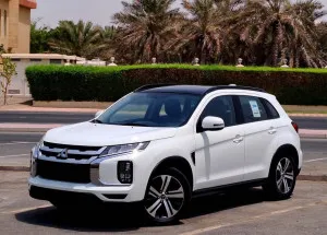 2022 ميتسوبيشي آي أس أكس GLX