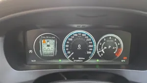 2018 جاكوار اف بيس R-Dynamic S