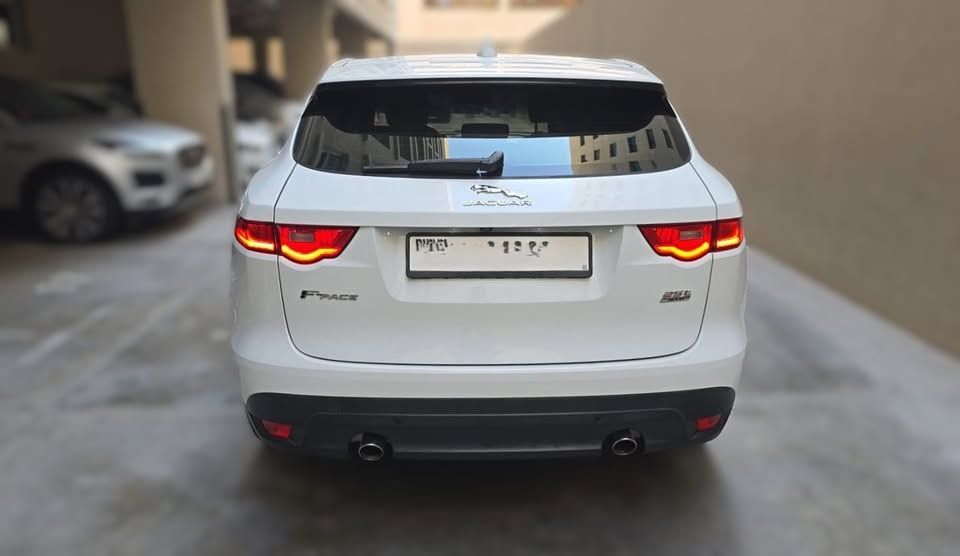 2018 جاكوار اف بيس R-Dynamic S
