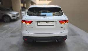 2018 جاكوار اف بيس R-Dynamic S