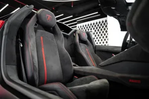 2015 لامبورجيني أفندايتر LP700-4