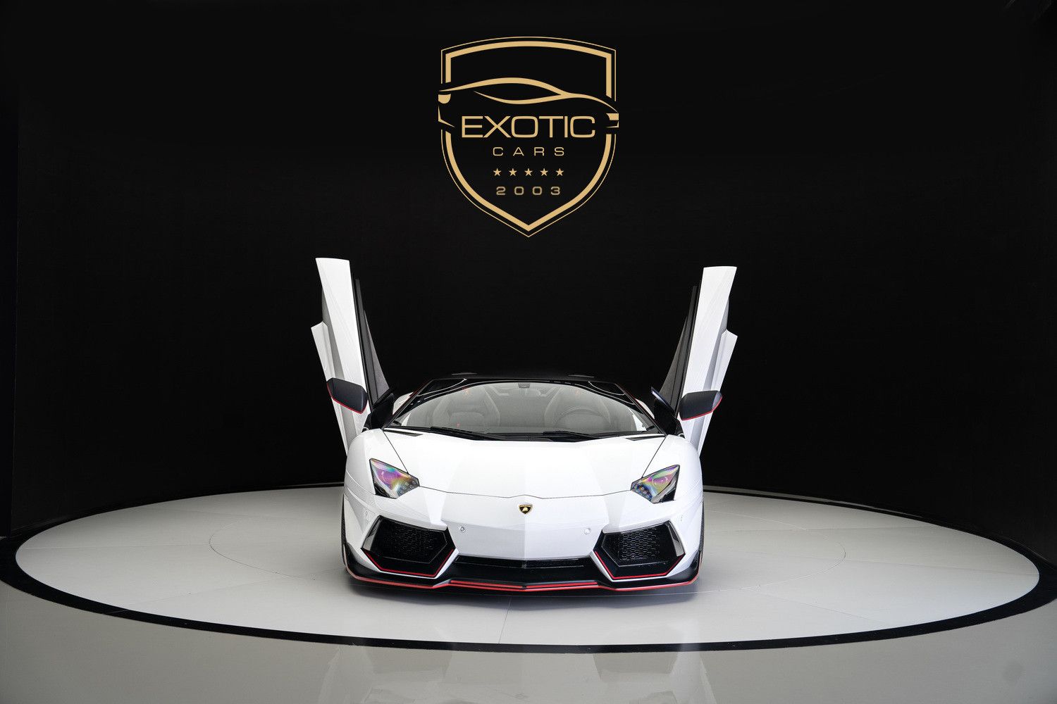 2015 لامبورجيني أفندايتر LP700-4