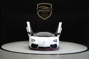 2015 لامبورجيني أفندايتر LP700-4