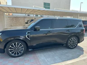 2025 Nissan Patrol LE Platinum city