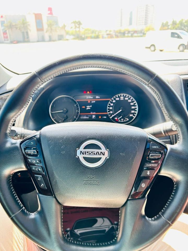 2021 Nissan Patrol LE Platinum city