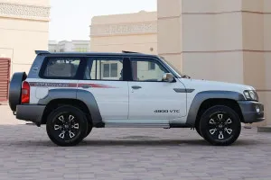 2017 نيسان بترول سوبر سفاري Safari MT