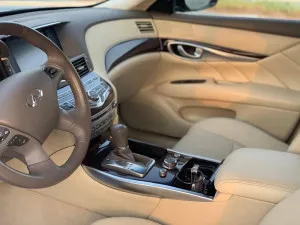 2019 Infiniti Q70 5.6