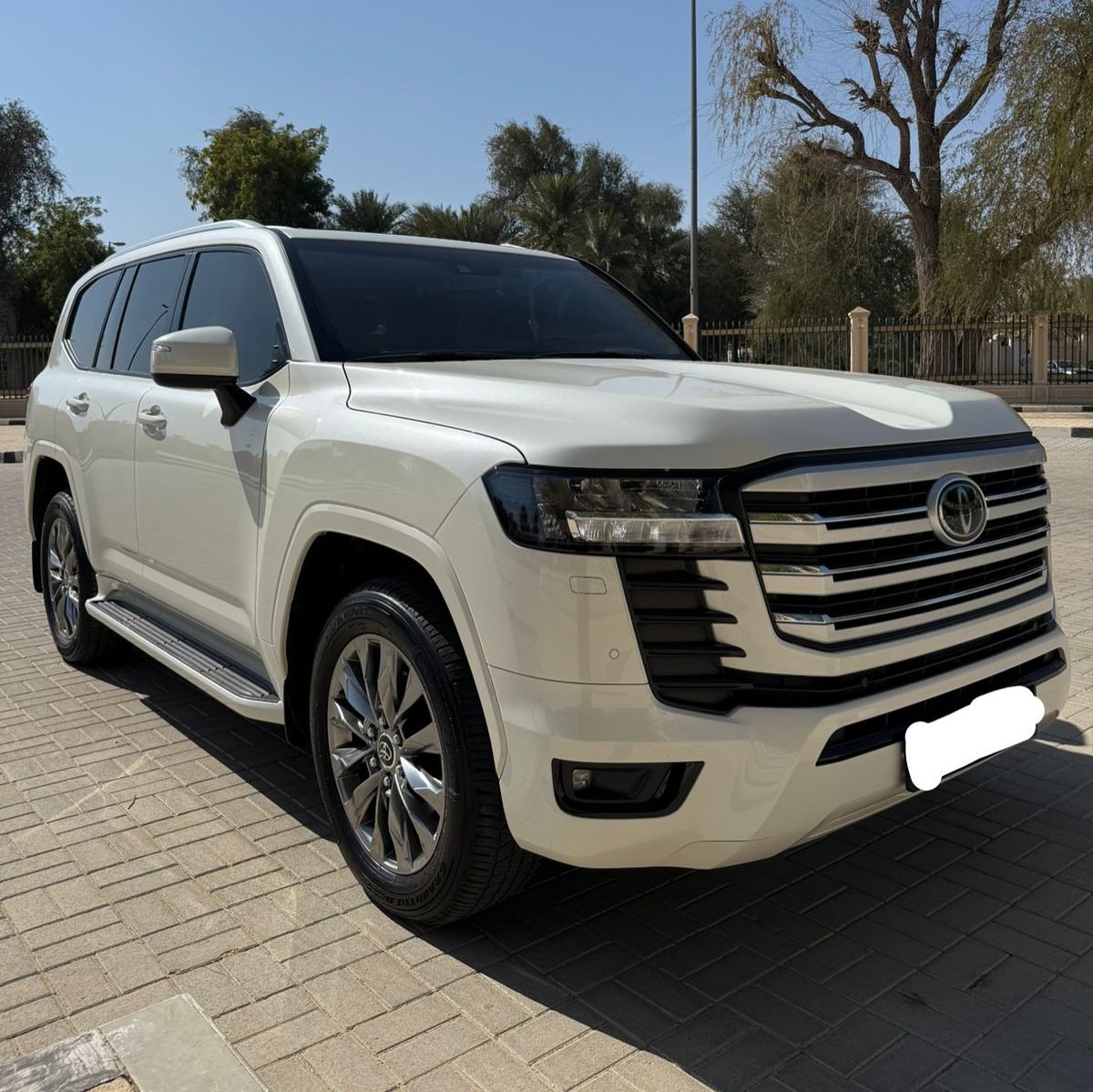 2023 Toyota Land Cruiser GXR