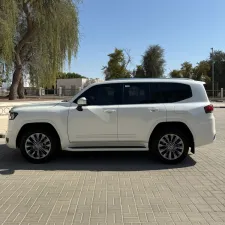 2023 Toyota Land Cruiser GXR