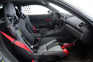 2023 بورش كايمن 718 Cayman GT4 RS