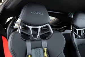 2023 بورش كايمن 718 Cayman GT4 RS
