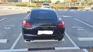 2011 بورش باناميرا S