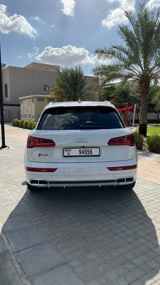 2019 اودي اس كيو ٥ Prestige