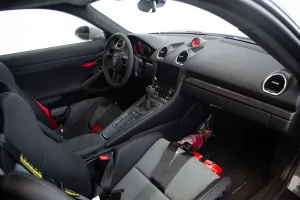 2023 بورش كايمن 718 Cayman GT4 RS
