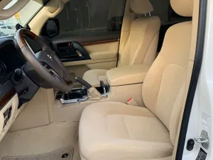 2017 Toyota Land Cruiser GXR