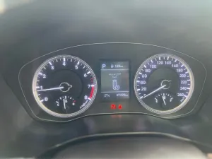 2019 هيونداي سانتا في SE