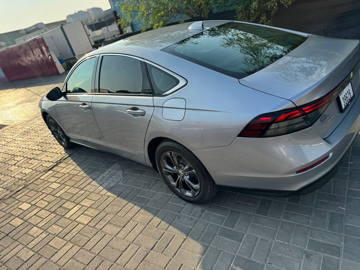 2023 هوندا أكورد EX