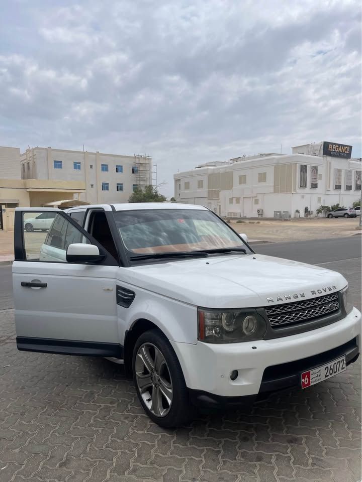 2011 Land Rover Range Rover Sport HSE Silver Edition