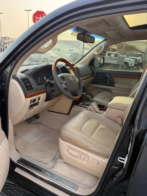 2015 Toyota Land Cruiser GXR