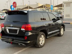 2015 Toyota Land Cruiser GXR