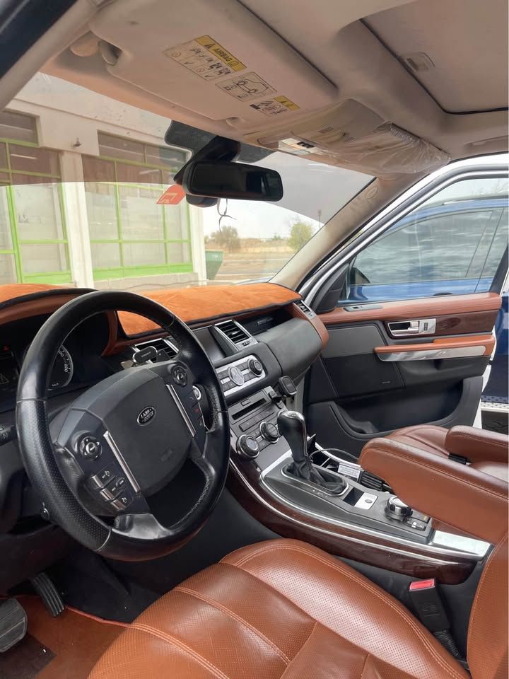 2011 Land Rover Range Rover Sport HSE Silver Edition