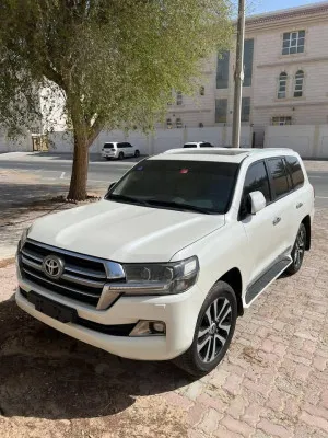 2019 Toyota Land Cruiser GXR