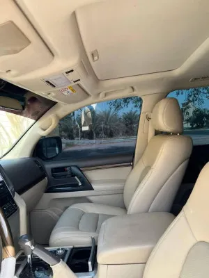 2019 Toyota Land Cruiser GXR