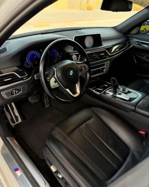 2019 بي أم دابليو الفئة - 7 740i