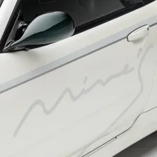 2002 نيسان سكاي لاين
