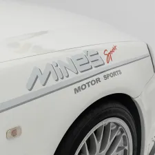 2002 نيسان سكاي لاين