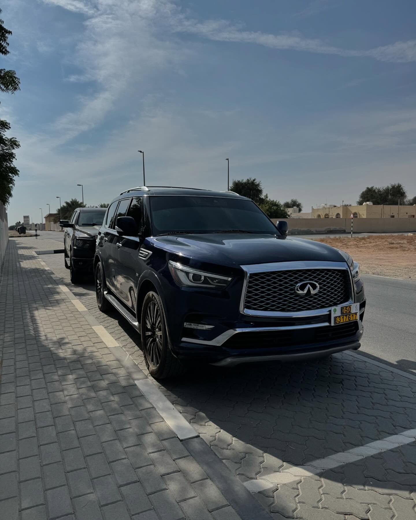 2019 Infiniti QX80 Premium select