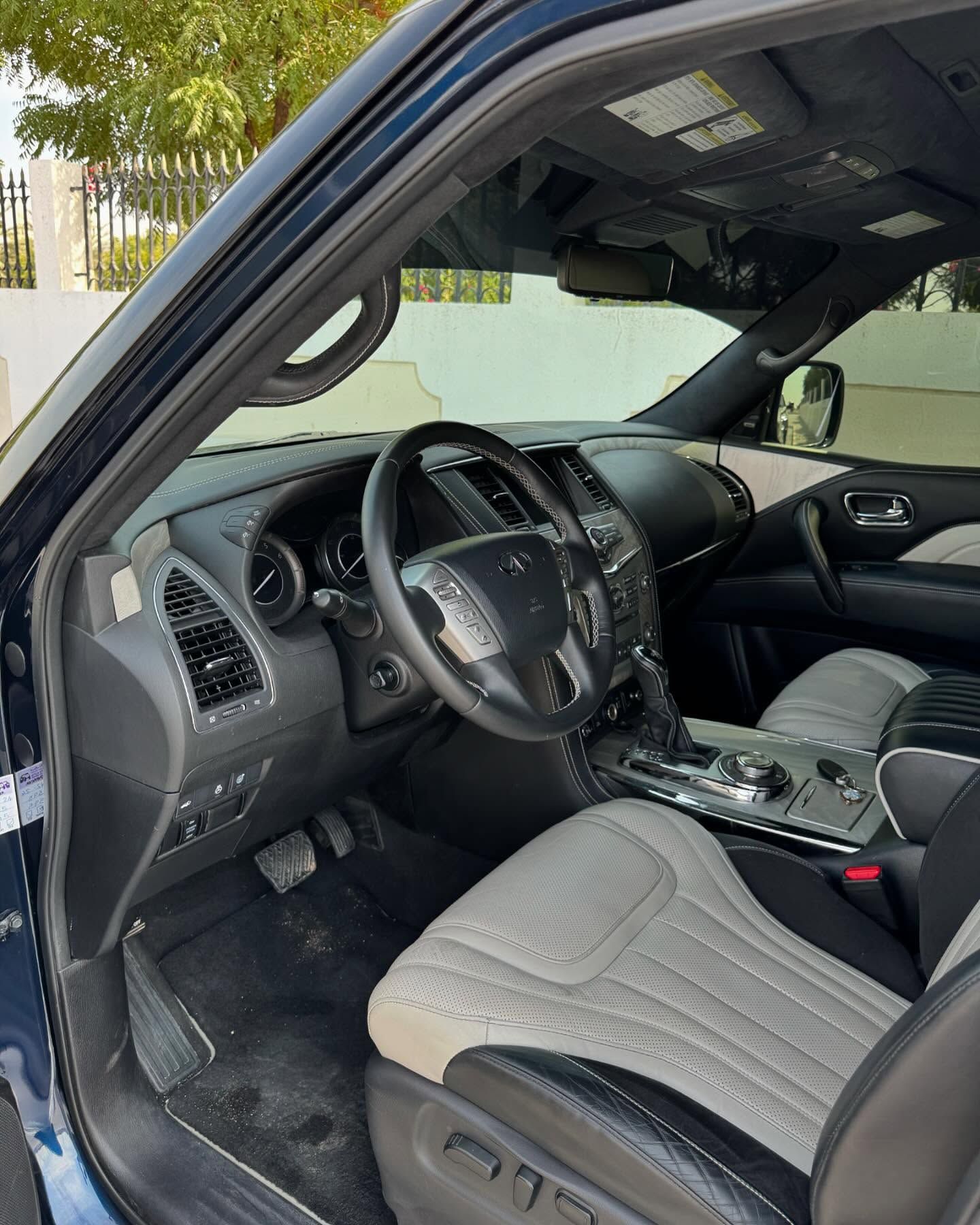 2019 Infiniti QX80 Premium select