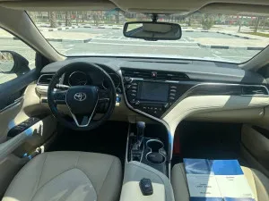 2018 تويوتا كامري Hybrid LE