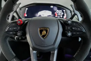 2025 لامبورجيني ريفويلتو