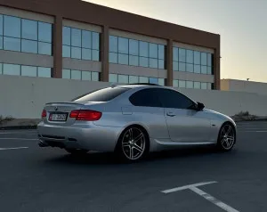 2012 بي أم دابليو الفئة - 3 325ci