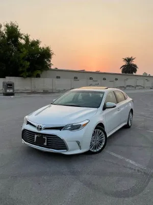 2016 Toyota Avalon Exclusive
