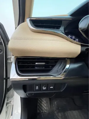 2016 Toyota Avalon Exclusive