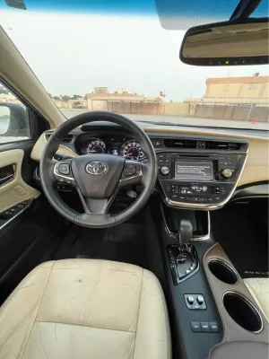 2016 Toyota Avalon Exclusive