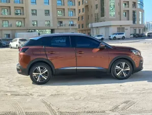 2018 بيجو ٣٠٠٨ Premium