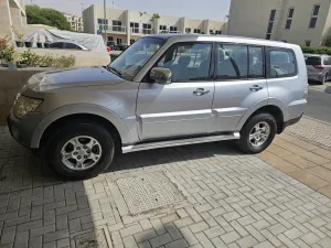 2009 ميتسوبيشي باجيرو GLS