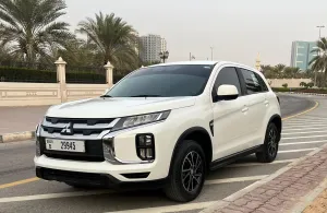 2022 ميتسوبيشي آي أس أكس GLX