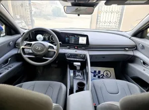 2024 Hyundai Elentra SE