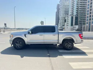 2021 فورد أف ١٥٠ Lariat