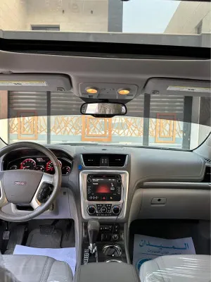 2015 GMC Acadia SLT