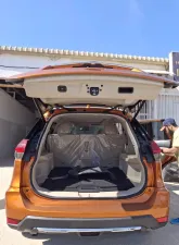 2017 نيسان روج SV